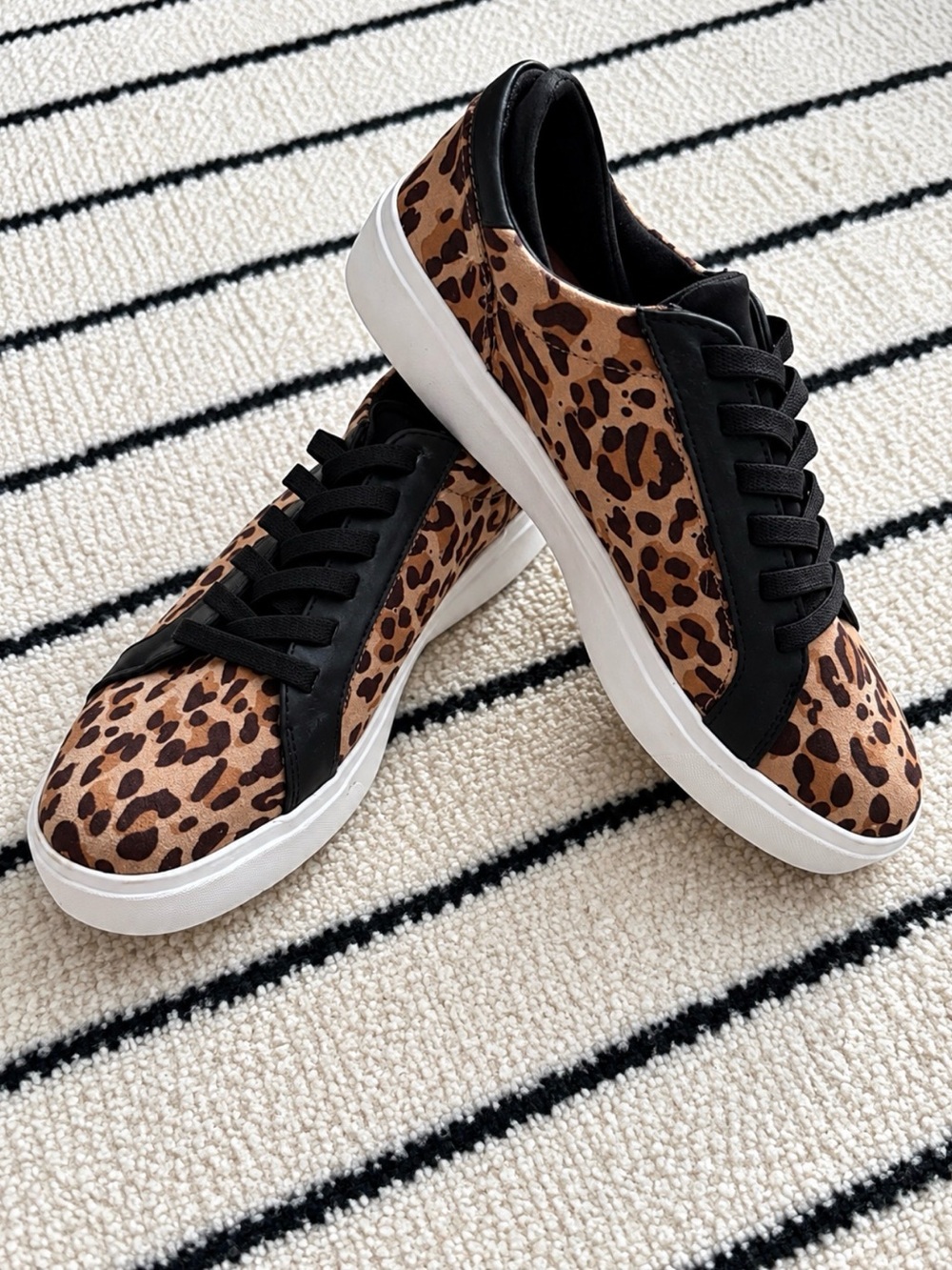 NEW Dr Scholls Leopard Print Low-Top Women's Sneakers - Black Trim